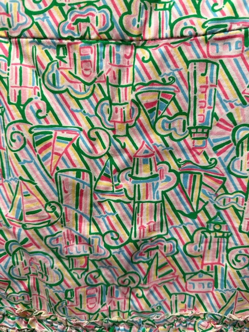 Lilly Pulitzer - Picture 3 of 5